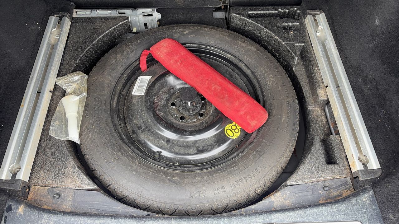Photo de la roue de secours 1