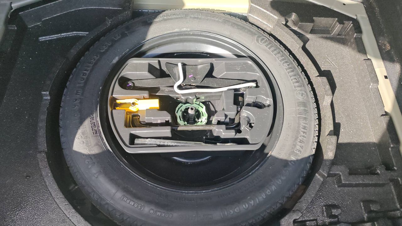 Photo de la roue de secours 1