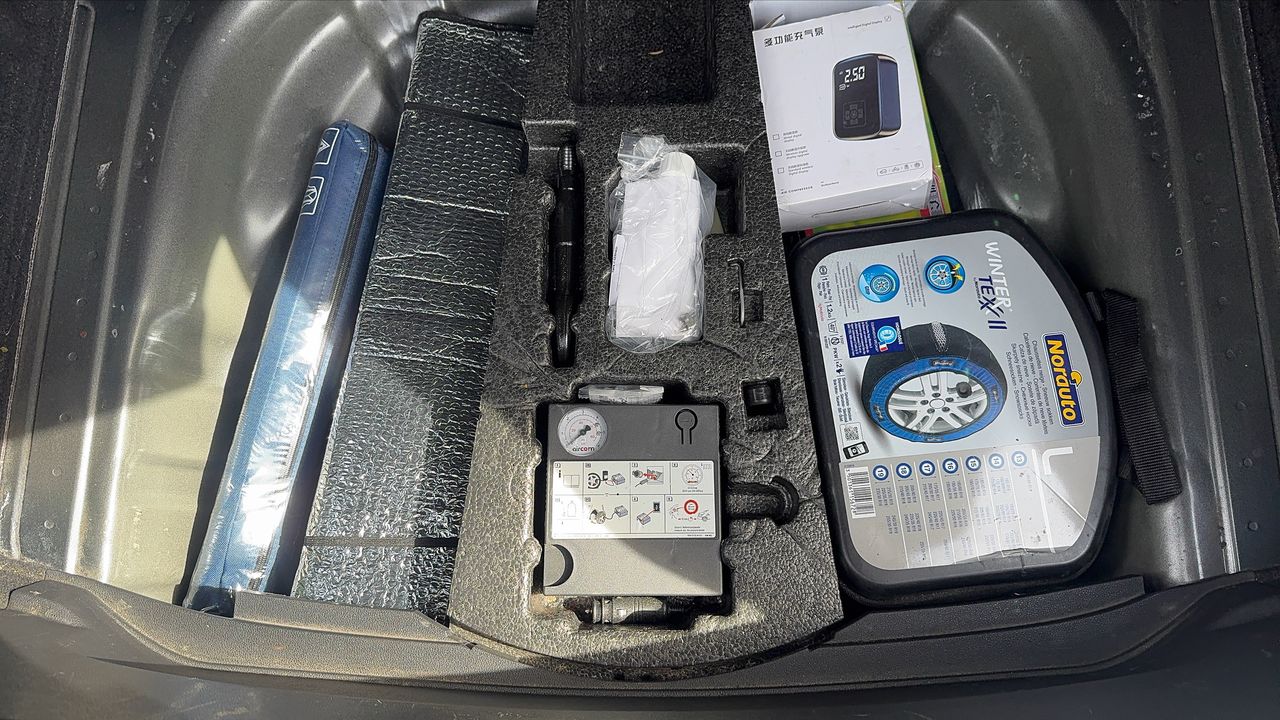 Photo de la roue de secours 1