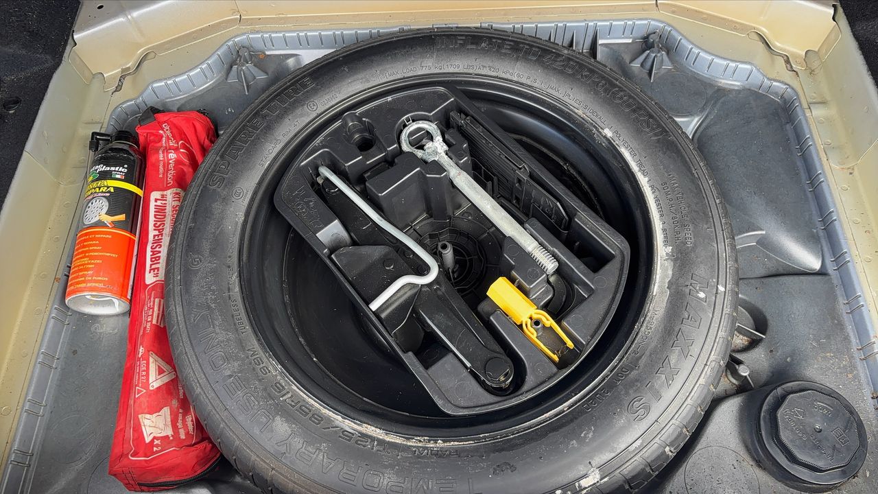 Photo de la roue de secours 1
