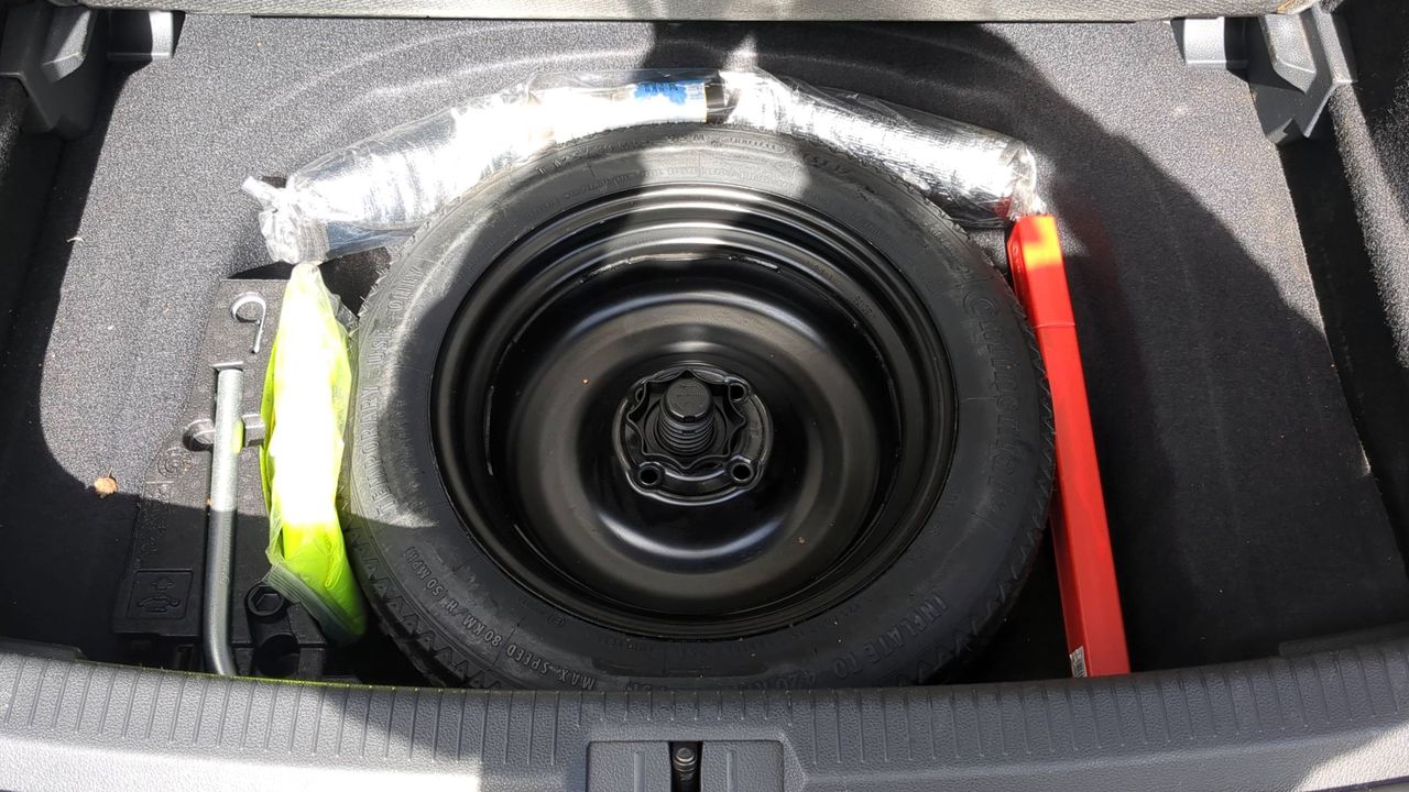 Photo de la roue de secours 1