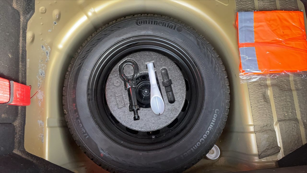 Photo de la roue de secours 1