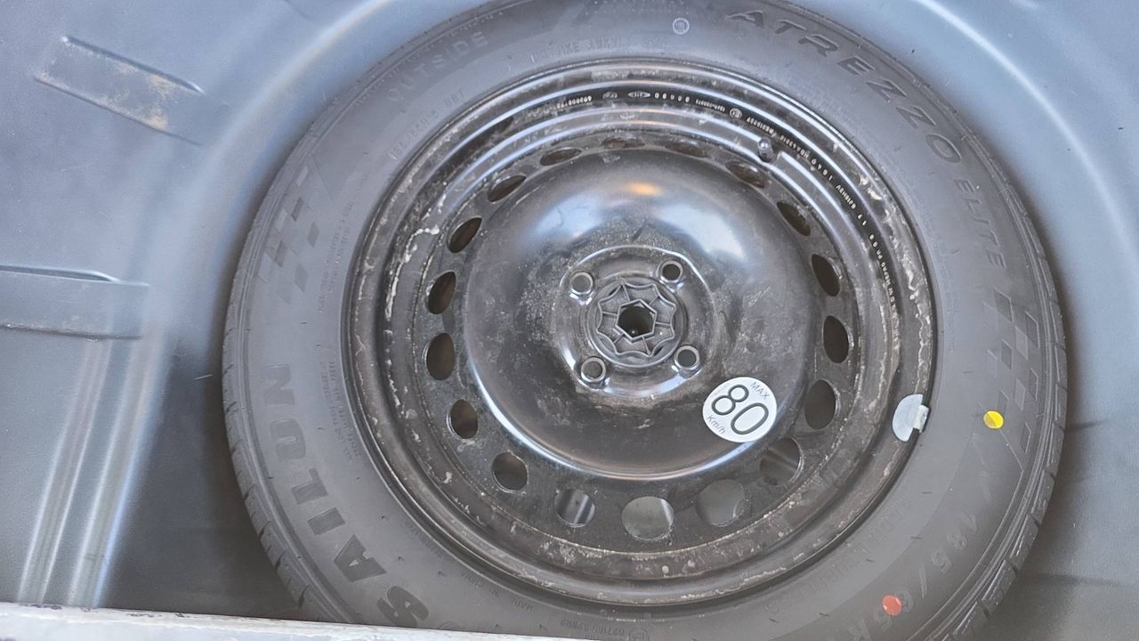 Photo de la roue de secours 1