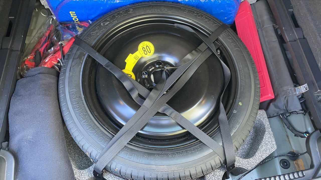 Photo de la roue de secours 1