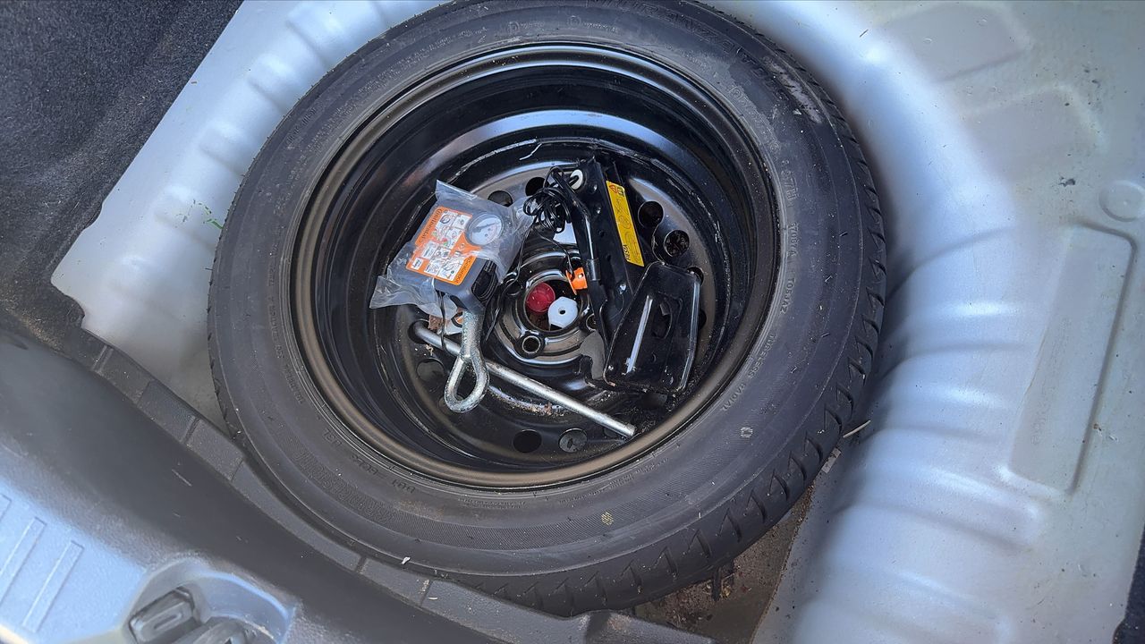 Photo de la roue de secours 1