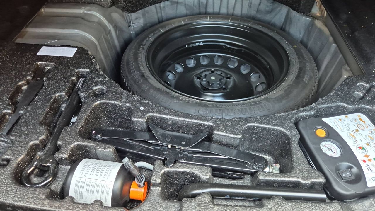 Photo de la roue de secours 1