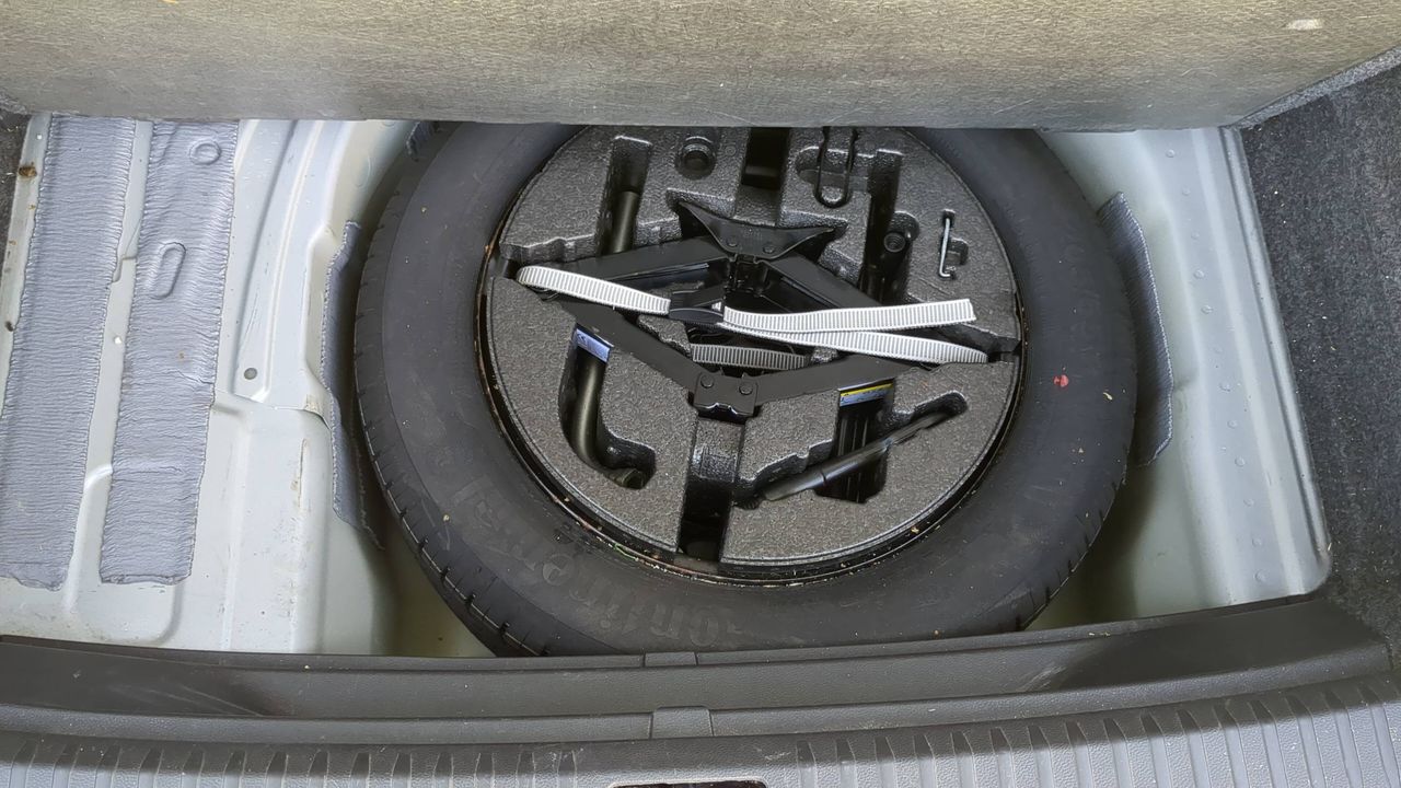 Photo de la roue de secours 1