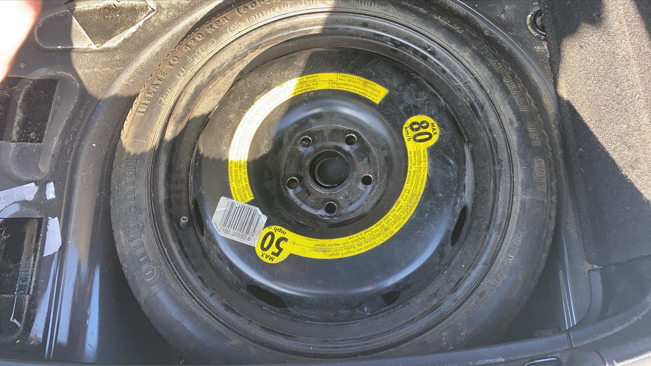 Photo de la roue de secours 1