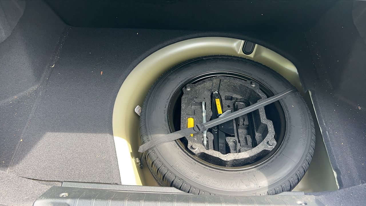 Photo de la roue de secours 1