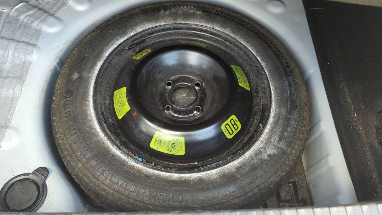 Photo de la roue de secours 1
