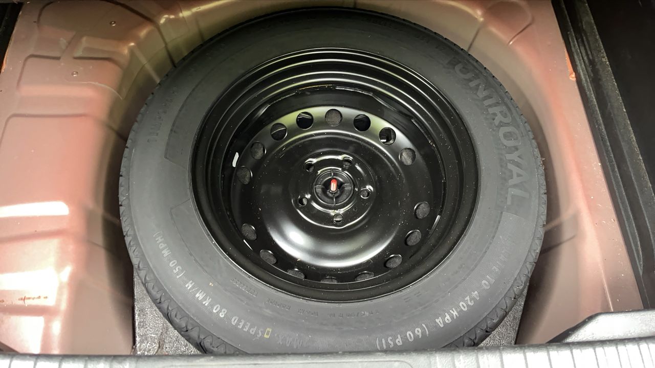 Photo de la roue de secours 1