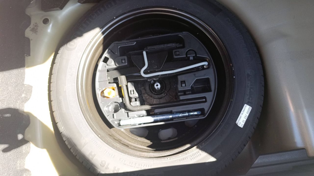 Photo de la roue de secours 1
