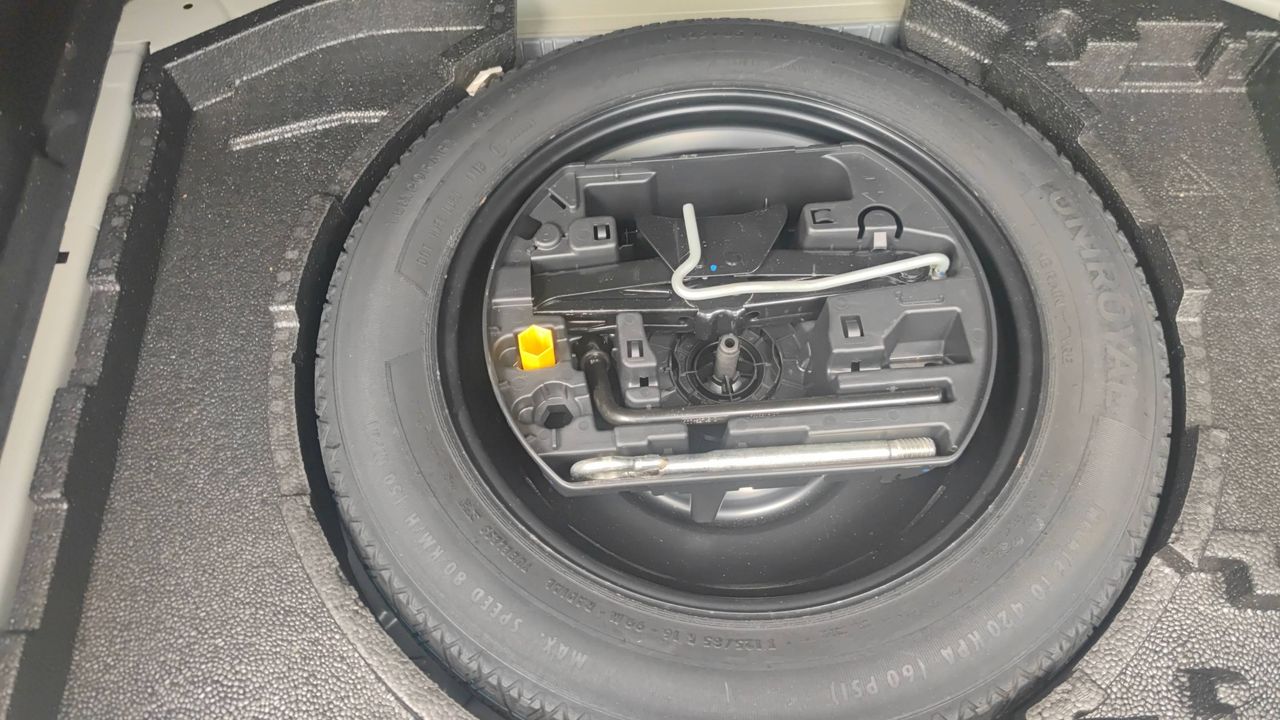 Photo de la roue de secours 1