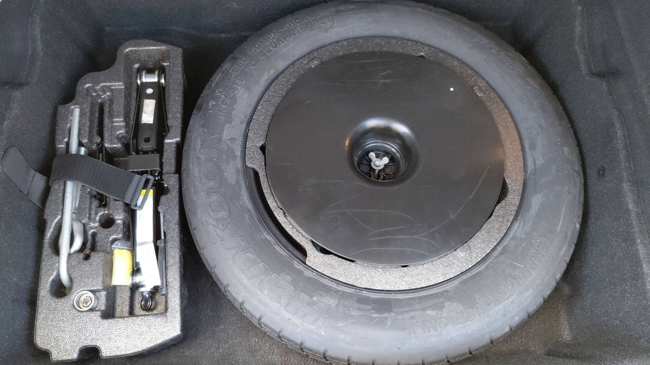 Photo de la roue de secours 1