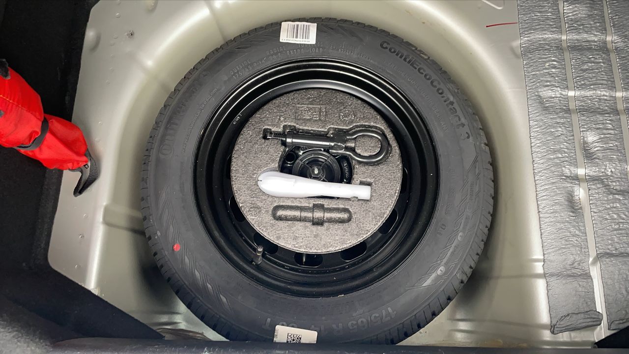 Photo de la roue de secours 1