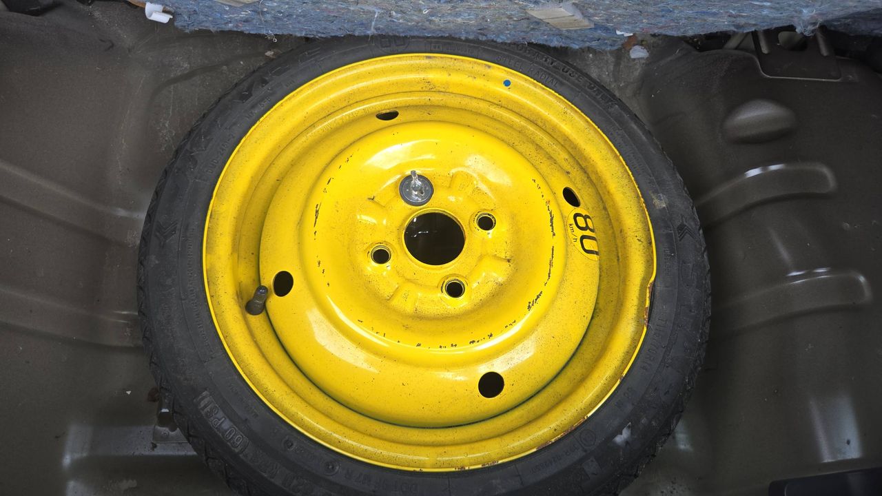 Photo de la roue de secours 1
