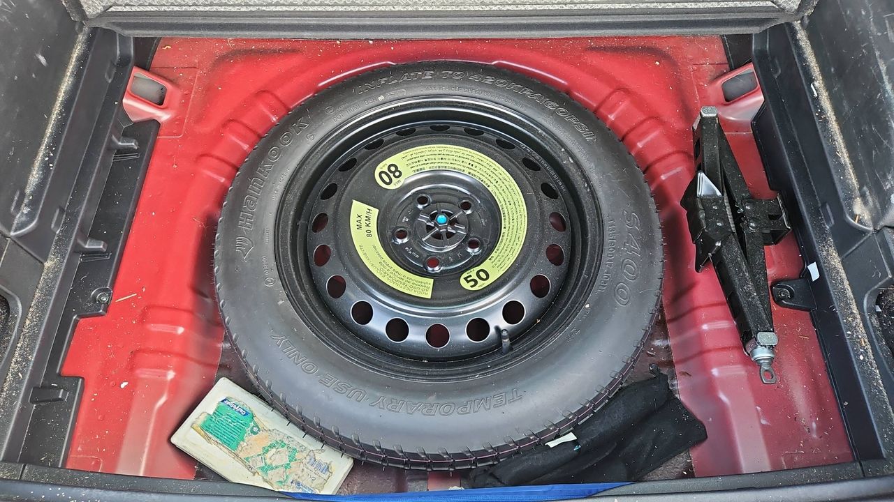 Photo de la roue de secours 1