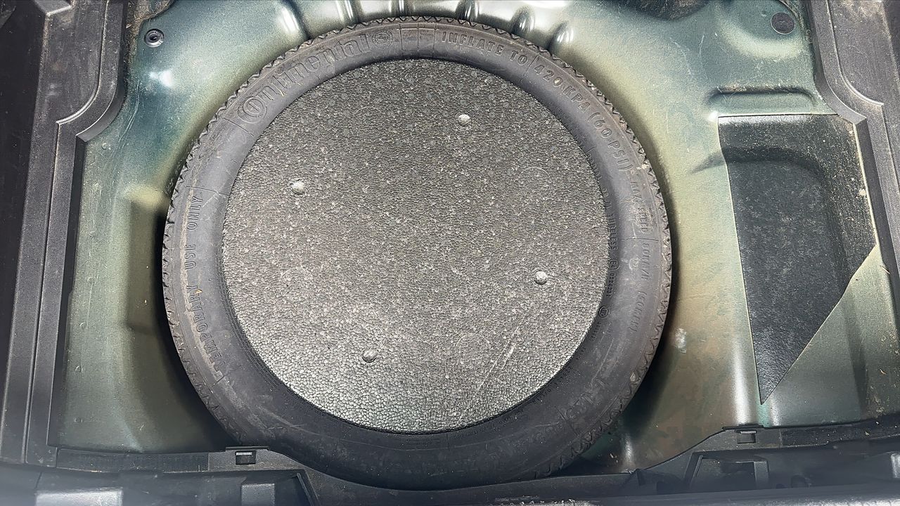 Photo de la roue de secours 1