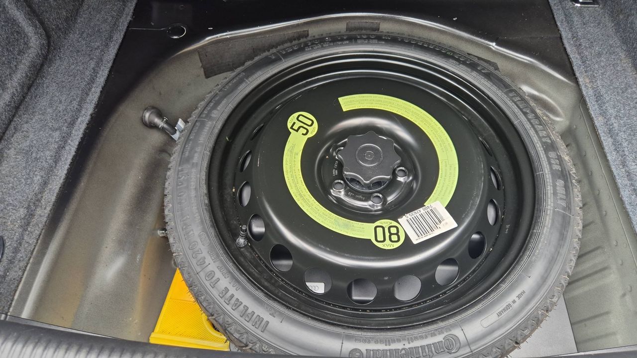 Photo de la roue de secours 1