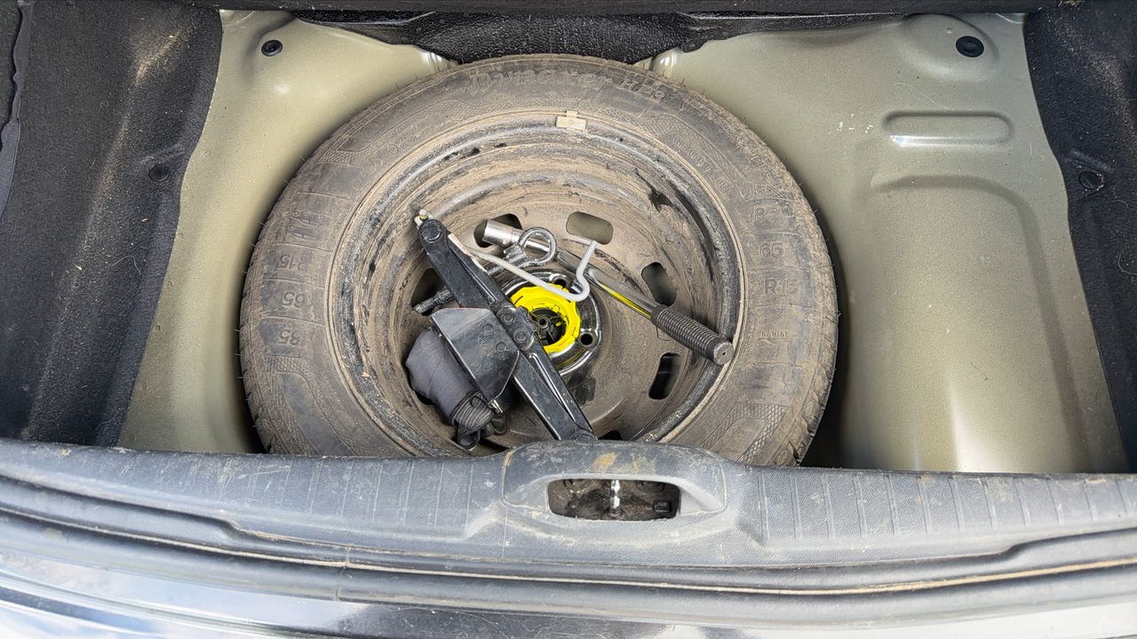 Photo de la roue de secours 1