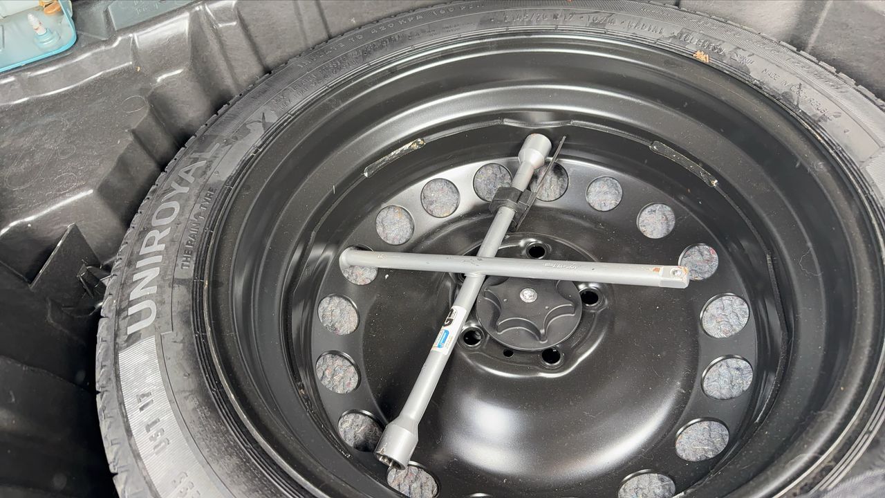 Photo de la roue de secours 1
