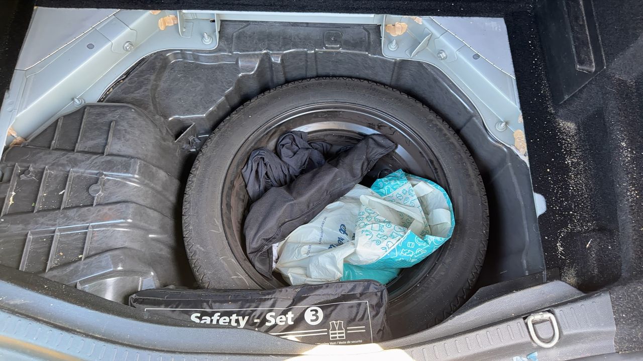 Photo de la roue de secours 1