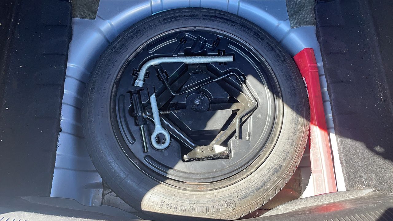 Photo de la roue de secours 1