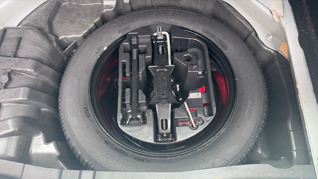Photo de la roue de secours 1