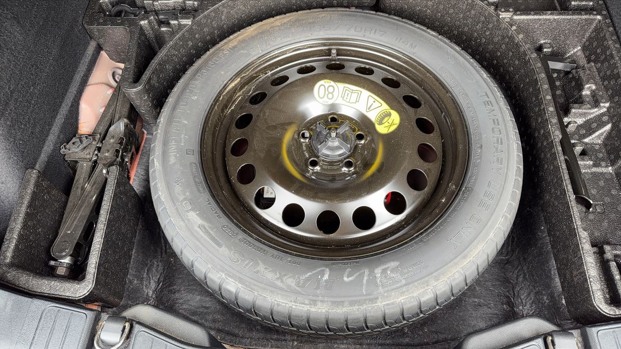 Photo de la roue de secours 1