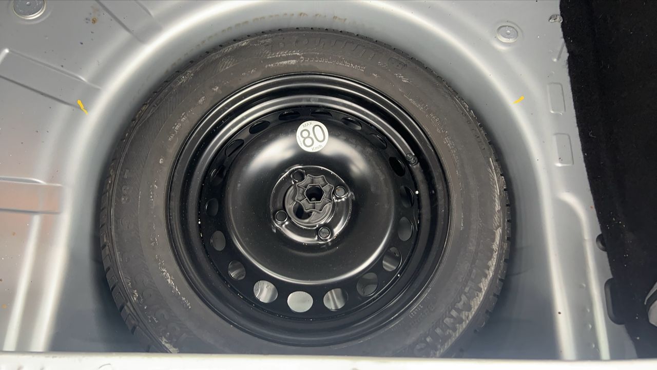 Photo de la roue de secours 1