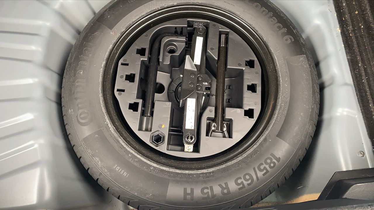 Photo de la roue de secours 1
