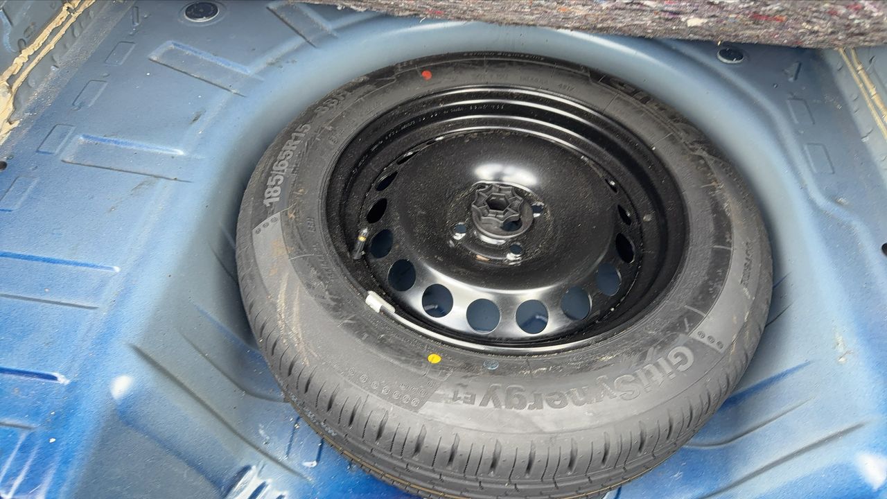 Photo de la roue de secours 1