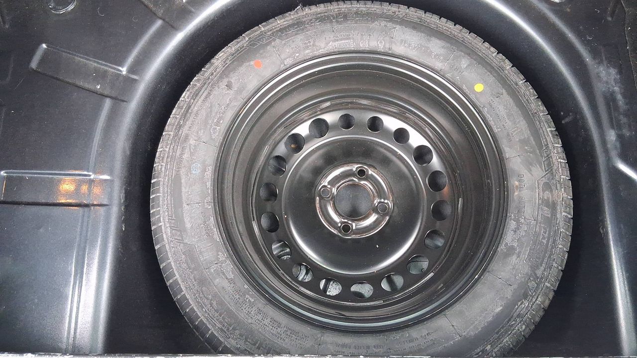 Photo de la roue de secours 1