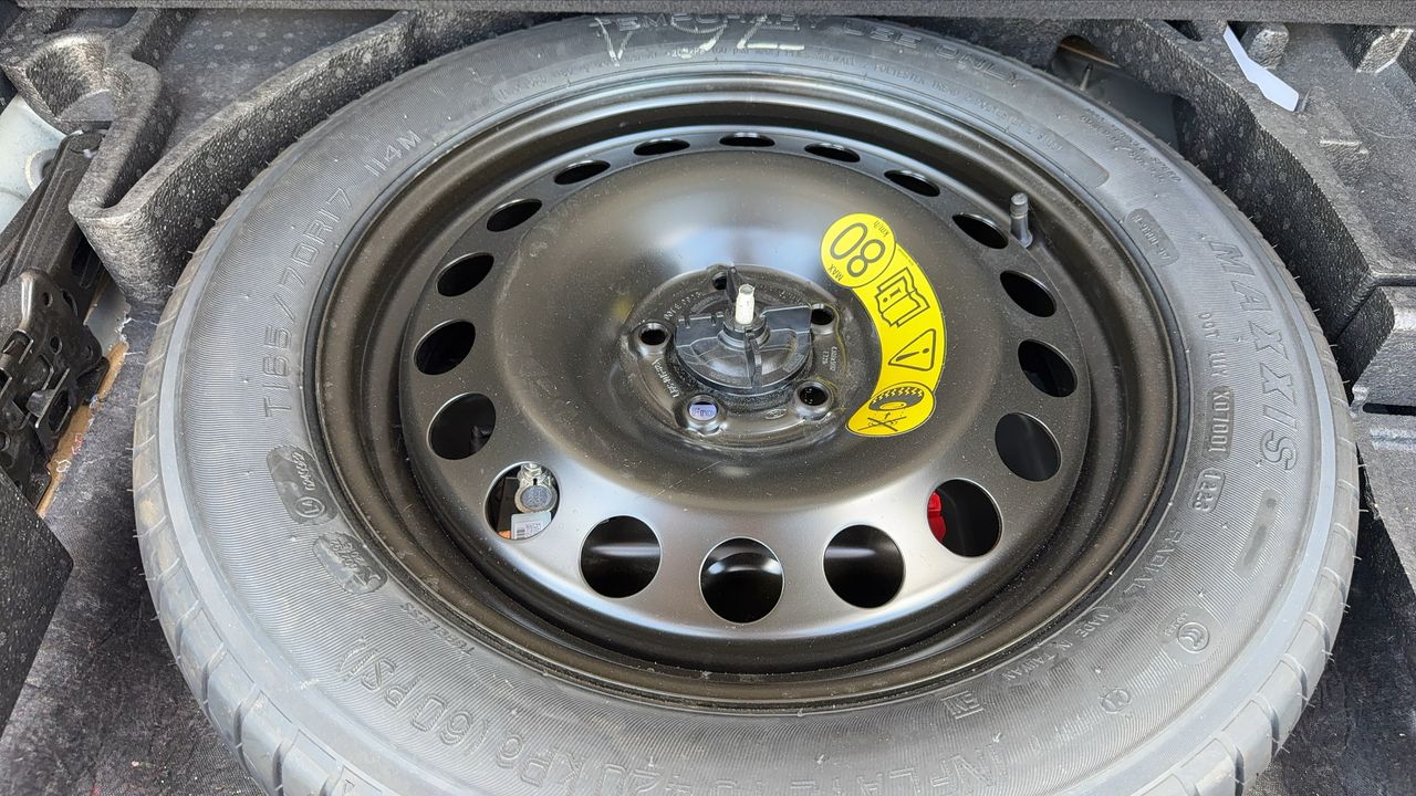Photo de la roue de secours 1