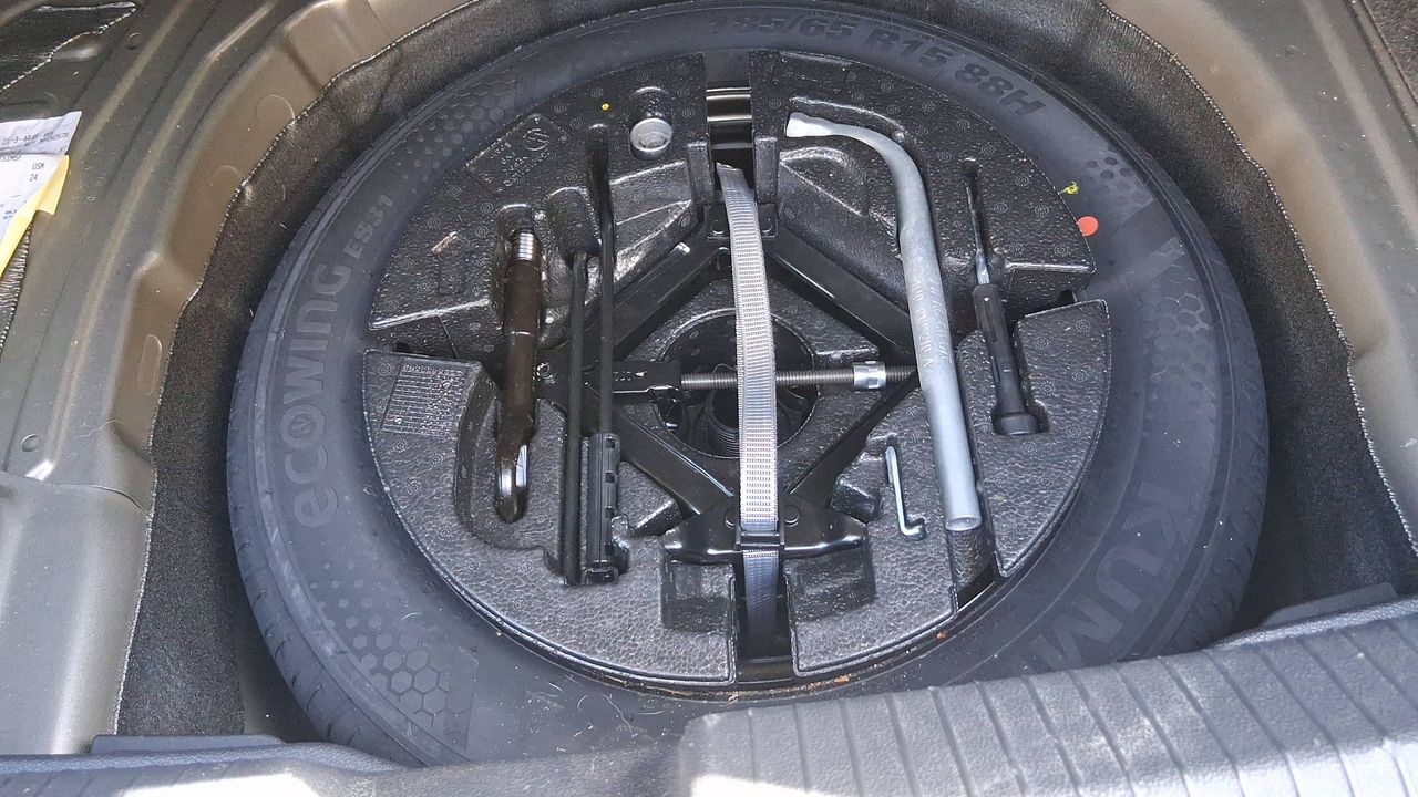 Photo de la roue de secours 1