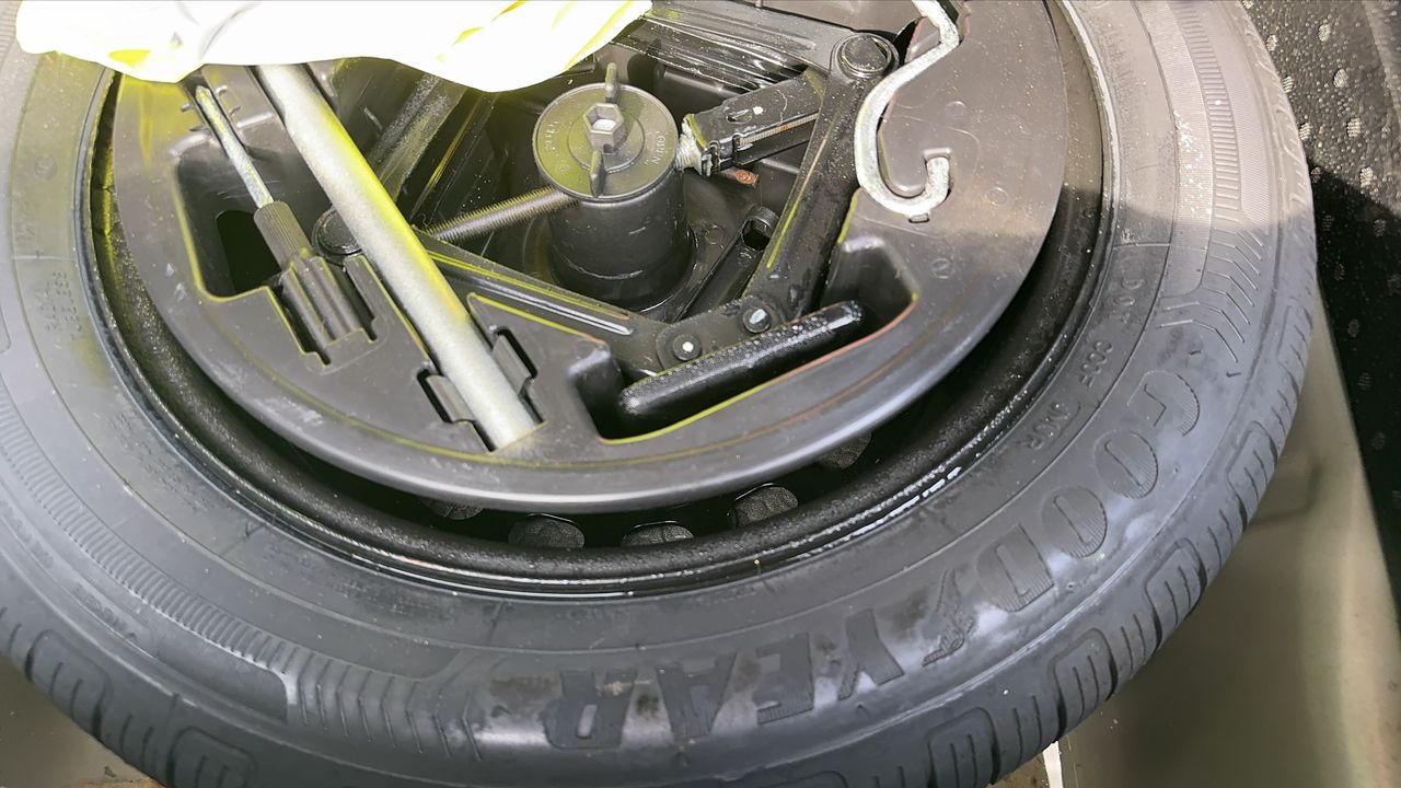 Photo de la roue de secours 1