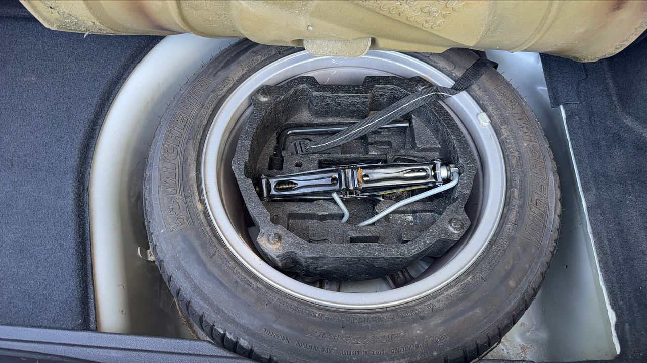 Photo de la roue de secours 1