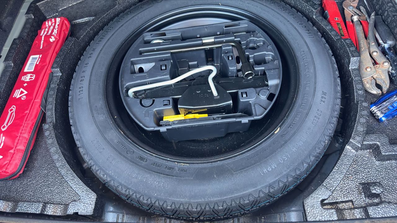 Photo de la roue de secours 1