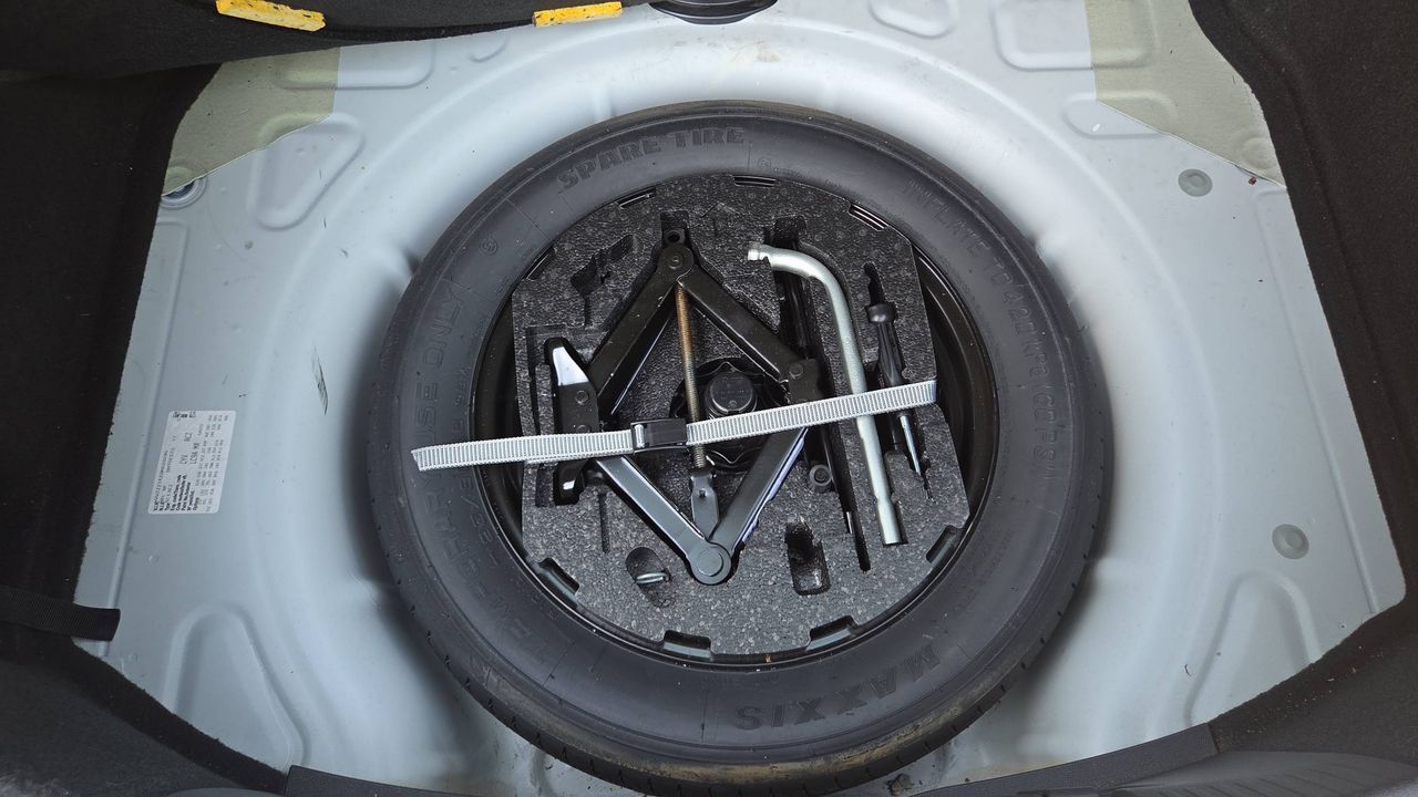 Photo de la roue de secours 1