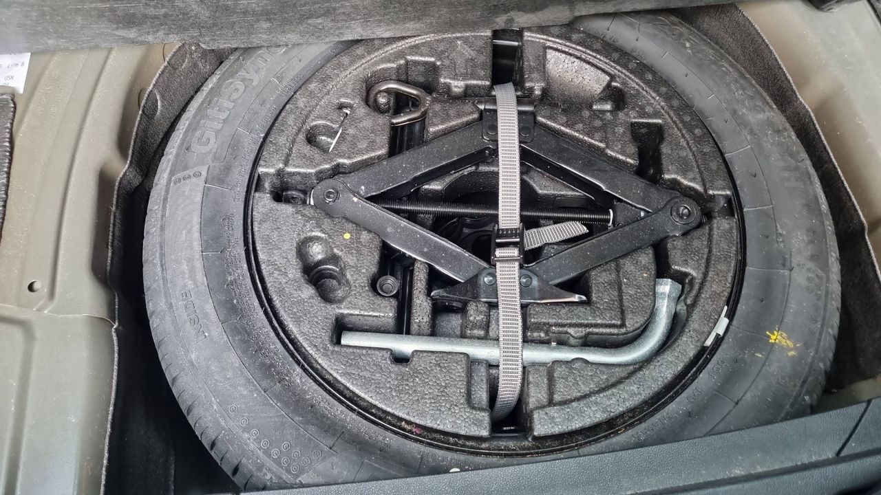 Photo de la roue de secours 1
