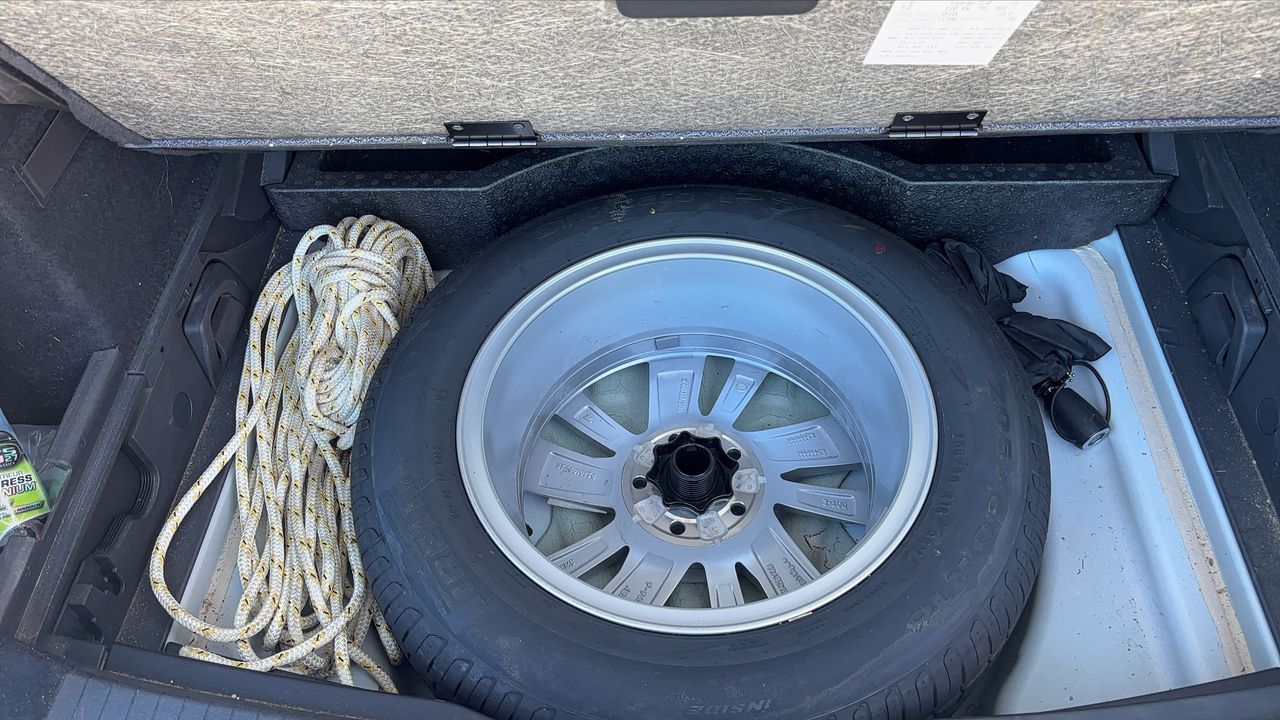 Photo de la roue de secours 1
