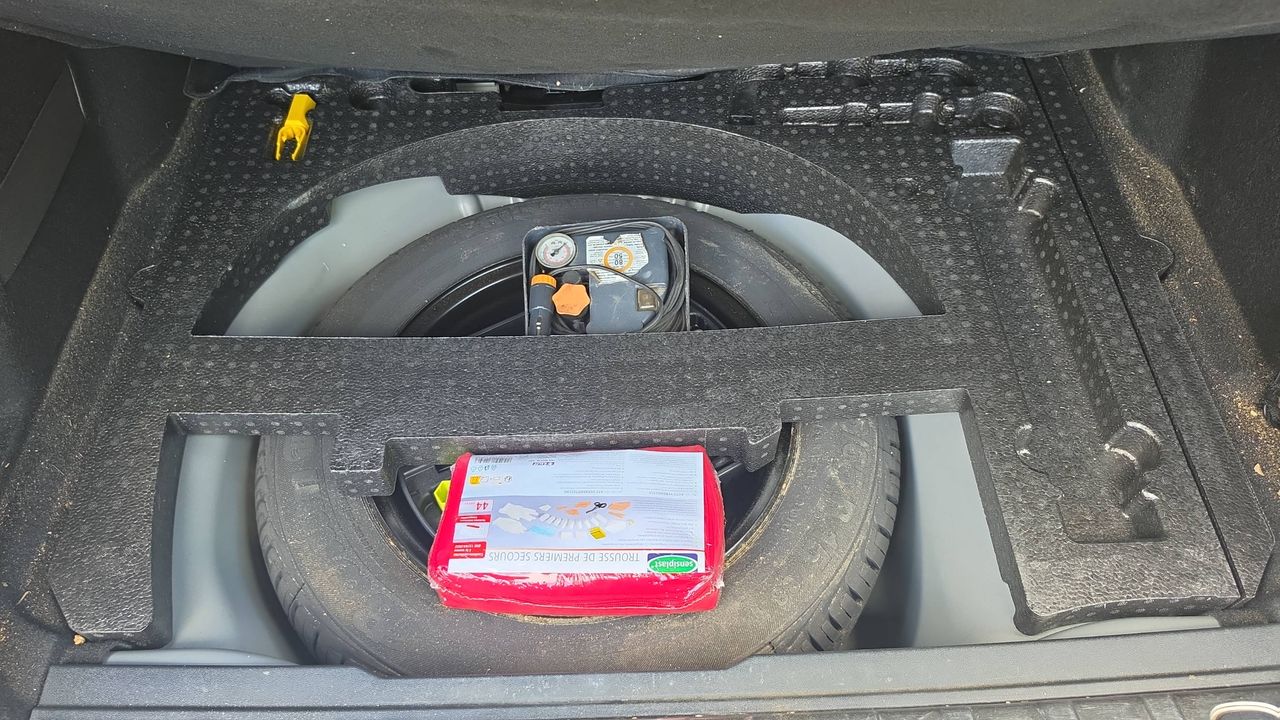 Photo de la roue de secours 1