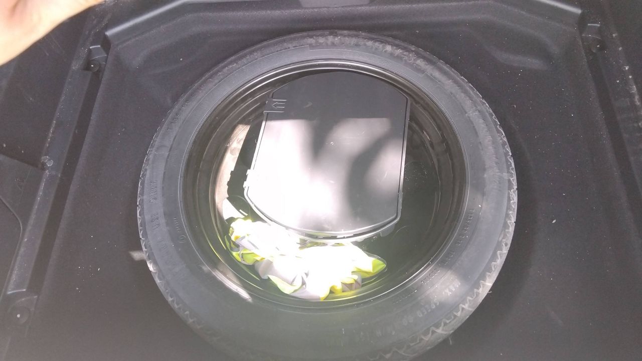 Photo de la roue de secours 1