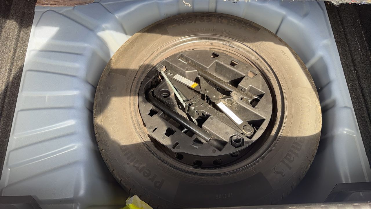 Photo de la roue de secours 1