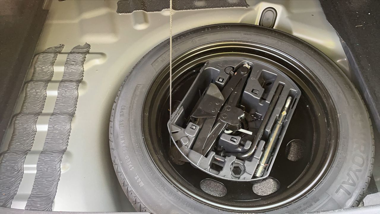 Photo de la roue de secours 1