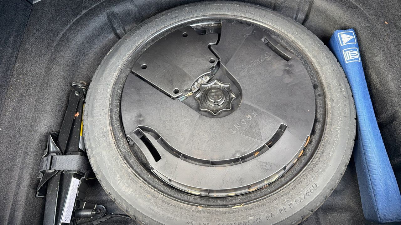 Photo de la roue de secours 1