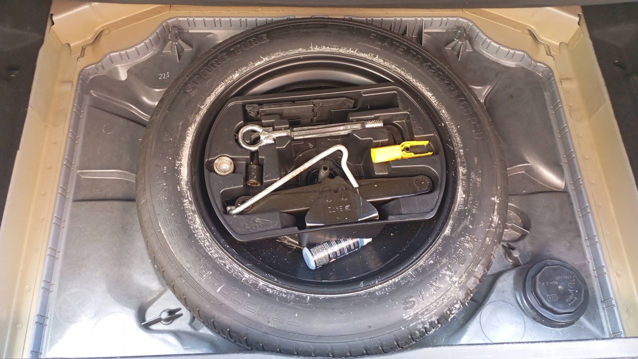 Photo de la roue de secours 1