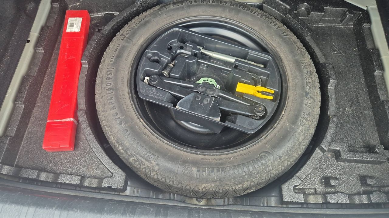 Photo de la roue de secours 1