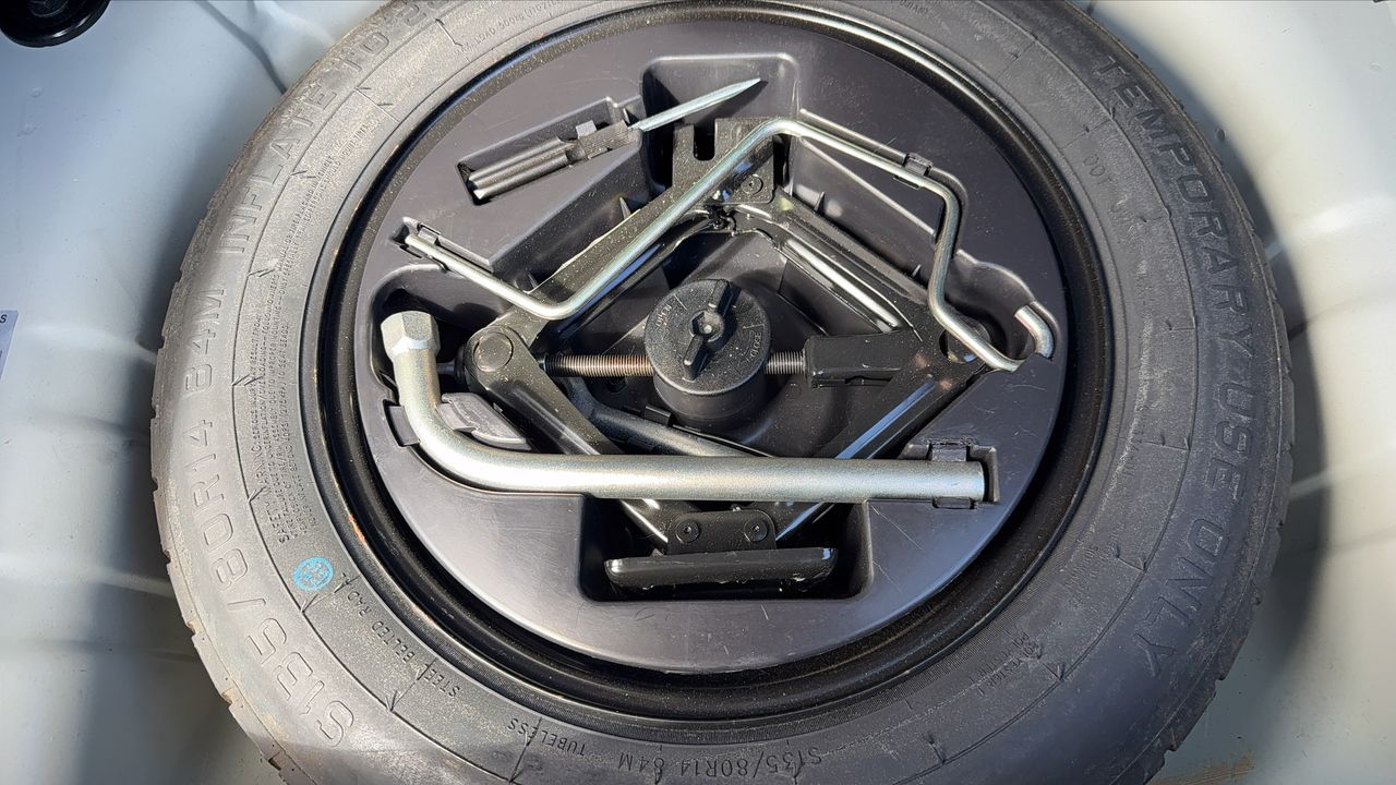 Photo de la roue de secours 1