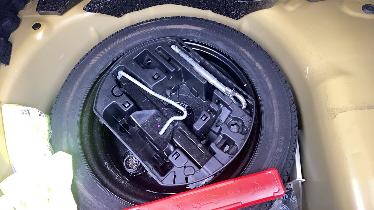 Photo de la roue de secours 1